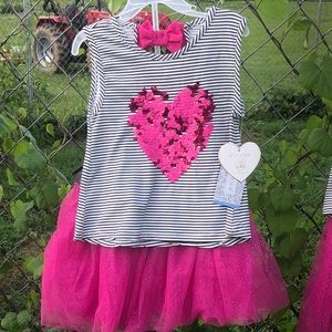 Btween Tutu With striped and  sequined T-skirt and top‎ set